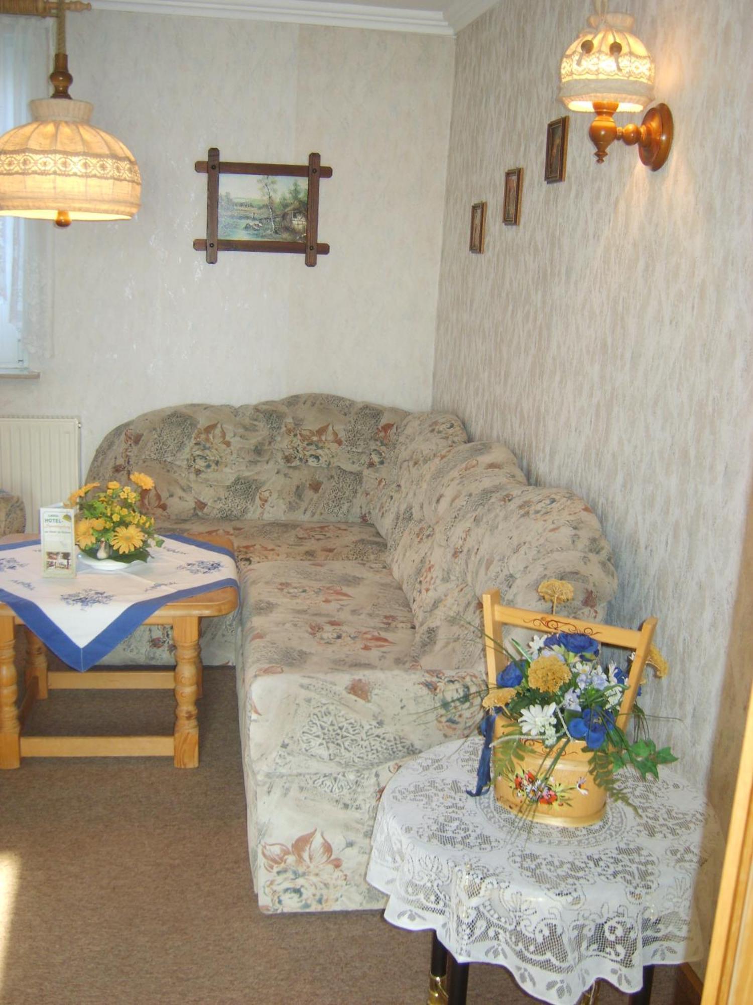 Landhotel Sperlingsberg Криммичау Экстерьер фото